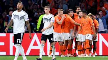 Los holandeses se afianzan en el segundo puesto del Grupo 1 mientras los alemanes son últimos.