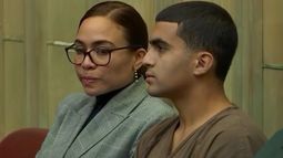 Dereck Rosa aceptará culpabilidad en el caso por el asesinato de su madre. Dereck Rosa aceptará culpabilidad en el caso por el asesinato de su madre.