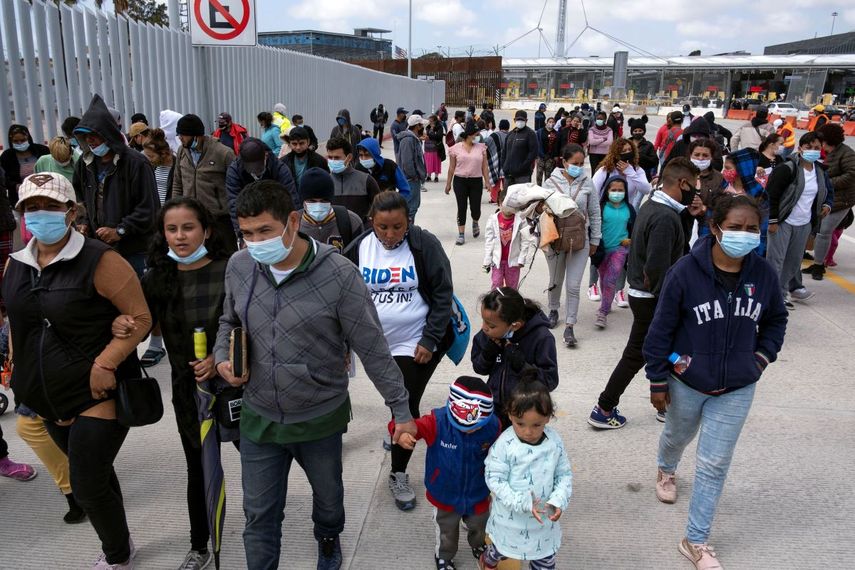 Imagen de una de las olas migratorias durante el gobierno de Joe Biden.