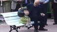 Quino reconoce que le gustaría ser recordado como alguien que hizo pensar a la gente en las cosas que pasan. (CAPTURA DE VIDEO) 