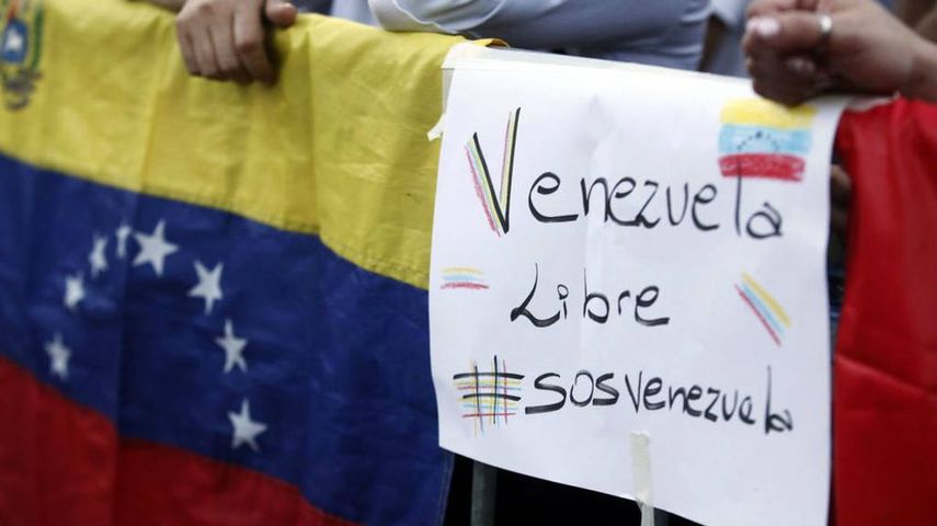 La situación en Venezuela es insostenible tras la ruptura del orden constitucional.