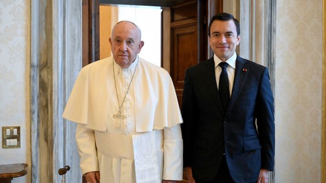 El presidente de Ecuador, Daniel Noboa, se reúne en la Santa Sede, con el papa Francisco.