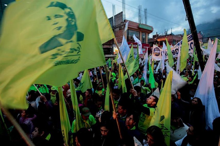 Moreno, encabezó una multitudinaria concentración de simpatizantes en el sur de Quito, que se convirtió en un festival de música.&nbsp;