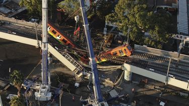 Defectos y desgaste en viaducto, entre hipótesis sobre accidente del metro en México
