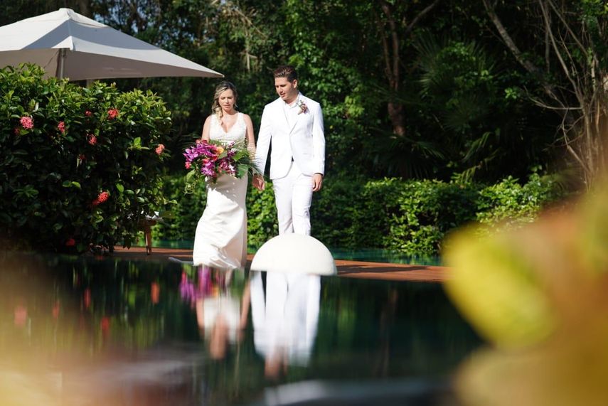 El chef James y Russel Conde eligieron el rom&aacute;ntico escenario del Gran Velas, en la Riviera Maya, para sellar su enlance.&nbsp;