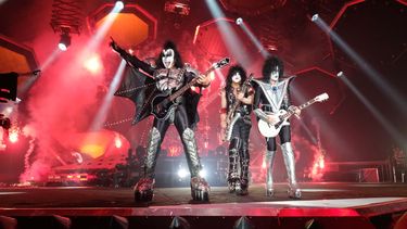 KISS, por tanto, contin&uacute;a con su gira de despedida, que tiene paradas previstas en Espa&ntilde;a en julio en el&nbsp;Rock&nbsp;Fest de Barcelona y el WiZink Center de Madrid.