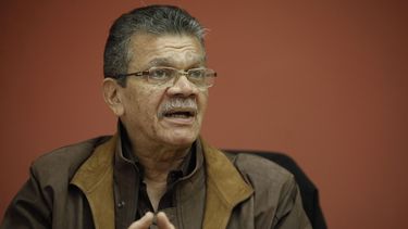 Earle Herrera aseguró que existe una crisis en el país porque se ha querido asaltar el poder por vías inconstitucionales 