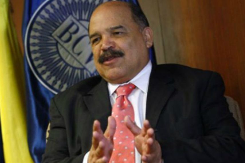 Merentes indicó que con está medida se pretende ir hacia un cono monetario “más óptimo” que se adapte a la situación del país (ARCHIVO)