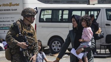 Ecuador evalúa recibir a 5.000 afganos en tránsito a EEUU