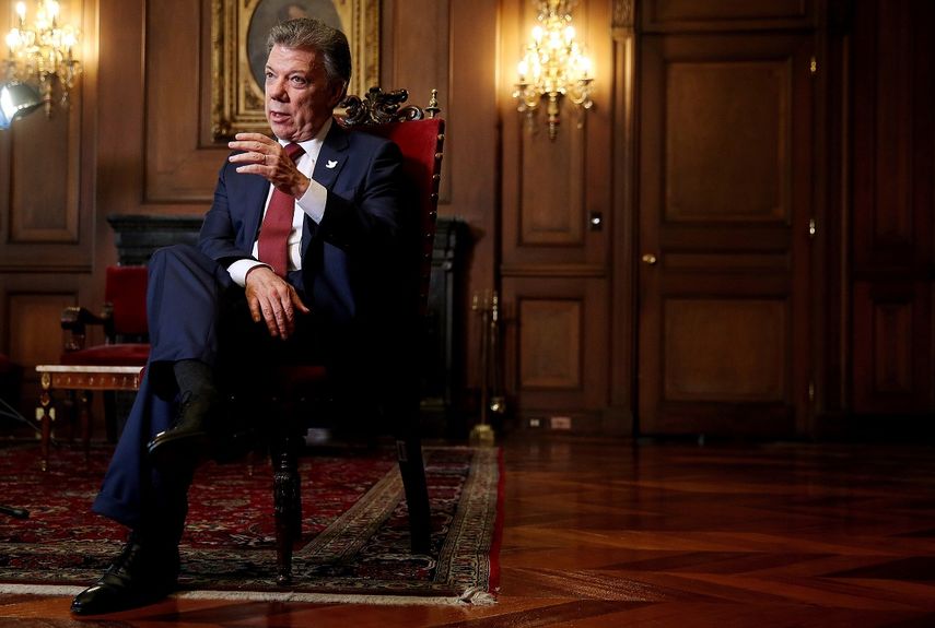 El presidente de Colombia, Juan Manuel&nbsp;Santos, premio Nobel de la Paz, durante una entrevista exclusiva con Efe en el Palacio de Nariño