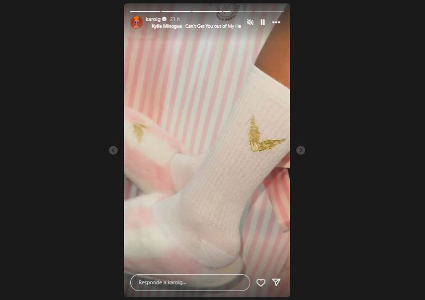 Karol G comparte imágenes previo a su debut como artista musical invitada al Victoria's Secret Fashion Show 2025.