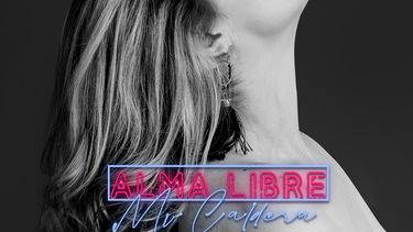 La artista venezolana MV Caldera presenta Alma libre, un álbum compuesto por sonidos caribeños y latinoamericanos.
