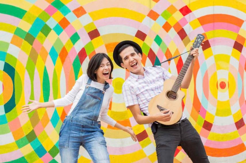 El dúo de música infantil 123 Andrés.