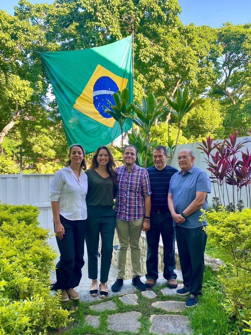 Magalli Meda, Claudia Macero, Omar González, Pedro Urruchurtu y Humberto Villalobos cumple un año refugiados en la Embajada de Argentina en Caracas Magalli Meda, Claudia Macero, Omar González, Pedro Urruchurtu y Humberto Villalobos cumple un año refugiados en la Embajada de Argentina en Caracas