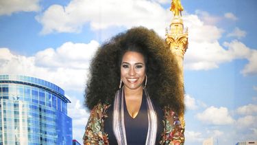 La cantante cubana Aymée Nuviola posa en la Ciudad de México el 7 de febrero de 2023.