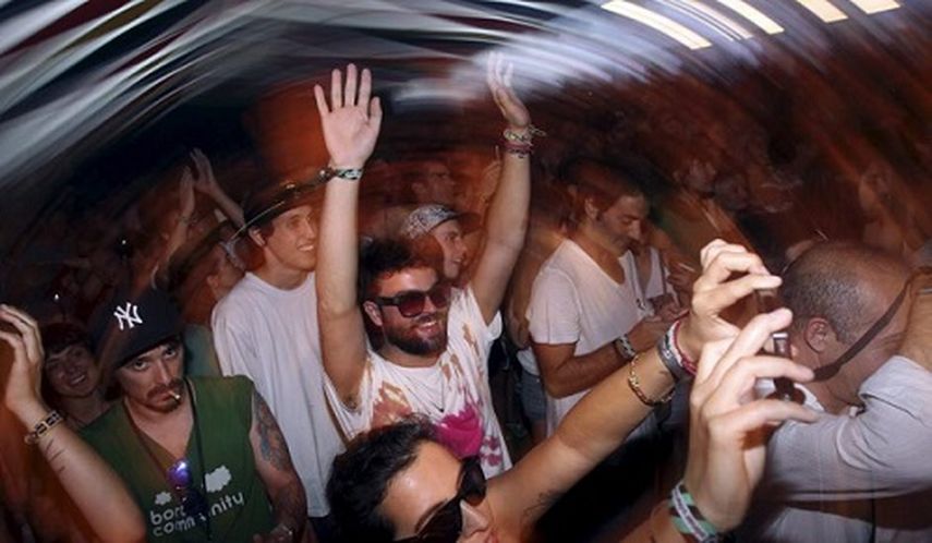 Ambiente en el Sónar, festival de música de Barcelona.(EFE)
