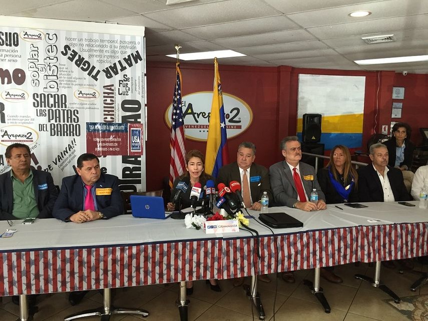 Vista parcial de la conferencia de prensa. (JOSÉ PERNALETE)