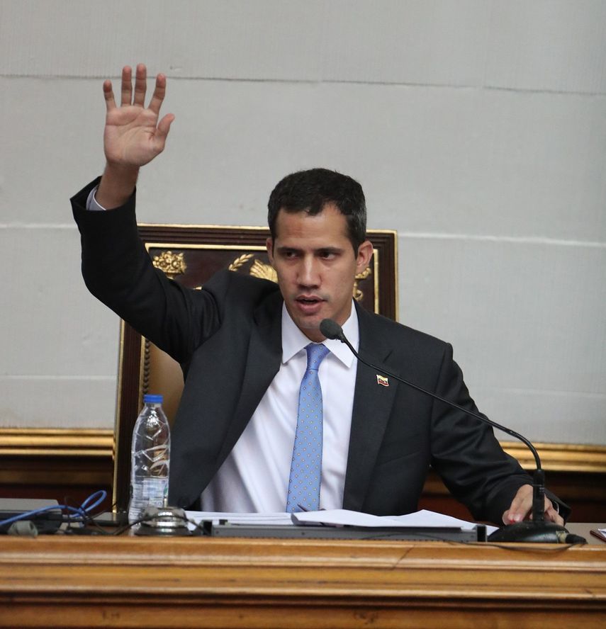 El presidente encargado de Venezuela y líder de la Asamblea Nacional, Juan Guaidó, durante una sesión en la sede del Parlamento, este lunes 11 de marzo en Caracas.