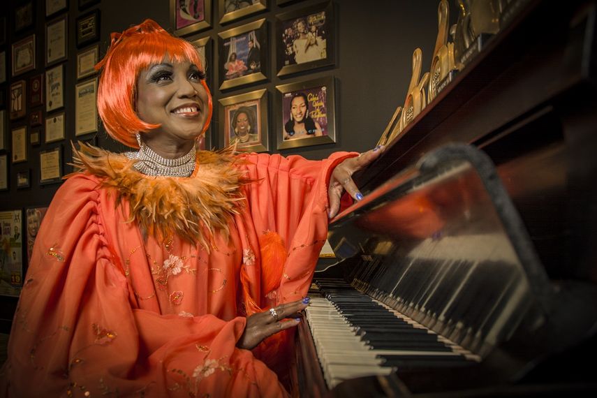 Lucrecia caracterizada como Celia Cruz.&nbsp;