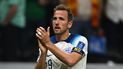 El atacante de Inglaterra, Harry Kane, aplaude a los seguidores presentes al final del juego de su selección contra Estados Unidos en la segunda vuelta de la fase de grupos del Mundial de Catar. El atacante de Inglaterra, Harry Kane, aplaude a los seguidores presentes al final del juego de su selección contra Estados Unidos en la segunda vuelta de la fase de grupos del Mundial de Catar.