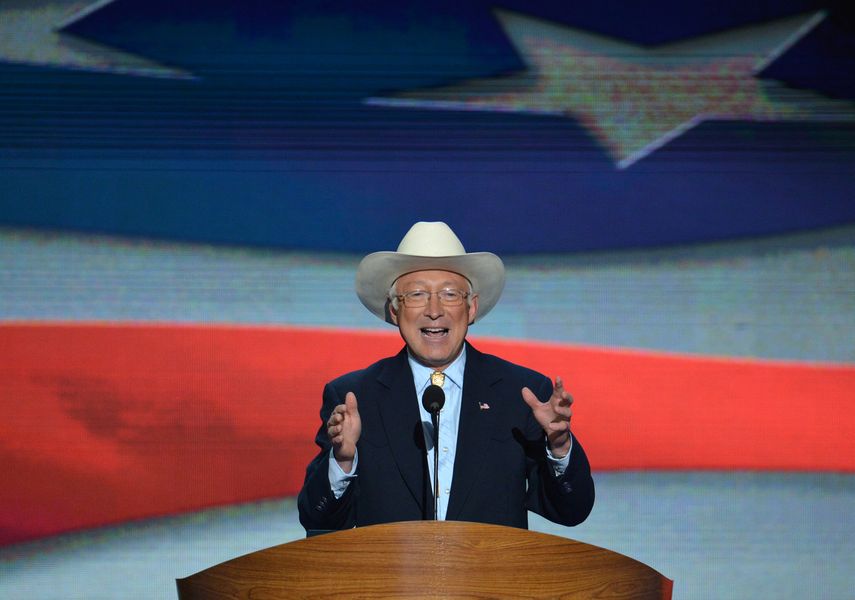 El presidente de Estados Unidos, Joe Biden, designó el martes al experimentado político Ken Salazar como embajador en México,