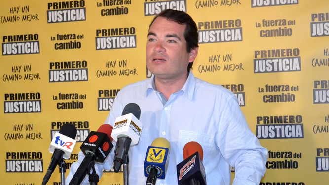 Esta decisión busca evitar que podamos postular un candidato que represente el cambio, expresó Tomás Guanipa, secretario general de Primero Justicia.