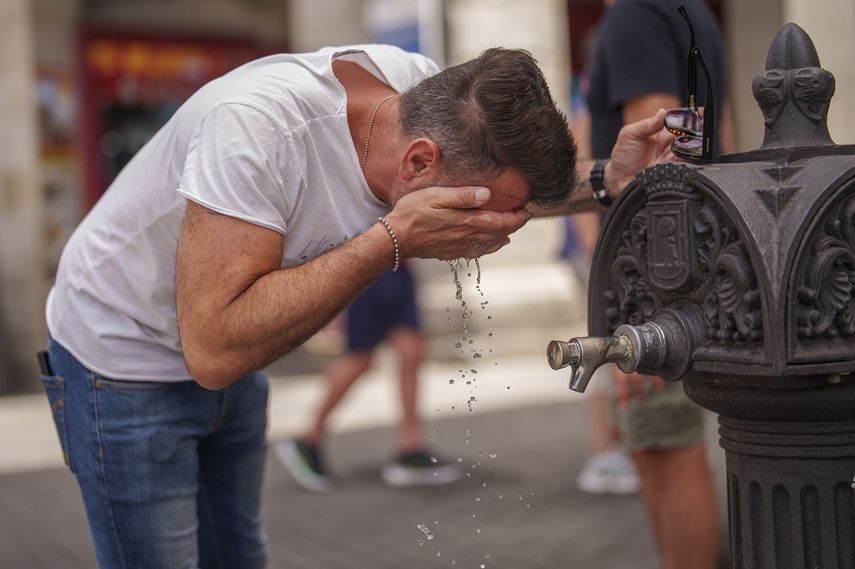 4.000 millones de personas, la mitad de la población mundial, sufren escasez de agua al menos durante un mes al año, lo que ha causado estrés hídrico en la población&nbsp;