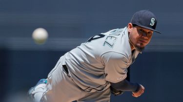 El Rey se medirá a los Azulejos de Toronto en su retorno