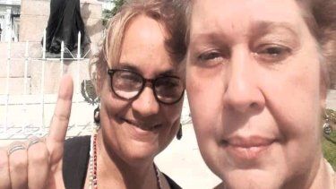 &nbsp;Alina Bárbara López Hernández y Jenny Pantoja.