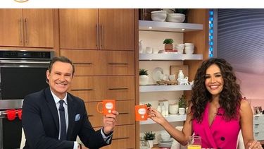 Los presentadores&nbsp;Karla&nbsp;Mart&iacute;nez&nbsp;y&nbsp;Alan&nbsp;Tacher&nbsp;en el estudio de Despierta Am&eacute;rica.&nbsp;