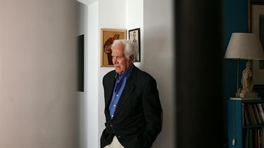 Luppi, más conocido por su labor cinematográfica, debutó con la película de Leonardo Fabio Romance de Aniceto y la Francisco (1965) y desde entonces alternó sus rodajes en Argentina y España.