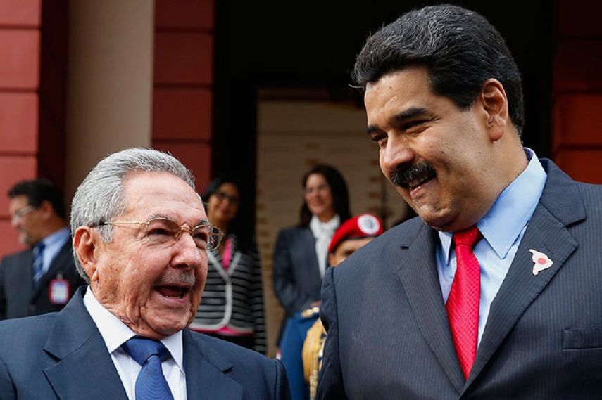 Raúl Castro y Nicolás Maduro.