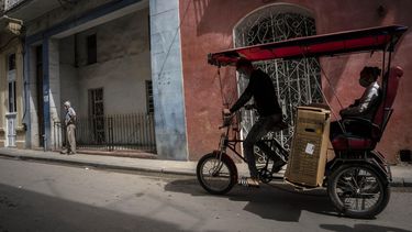 Régimen sigue invirtiendo hoteles y el pueblo en la miseria