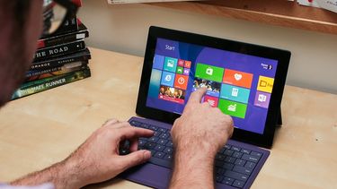 Nueva Surface 2 con teclado adicional. (Cnet)
