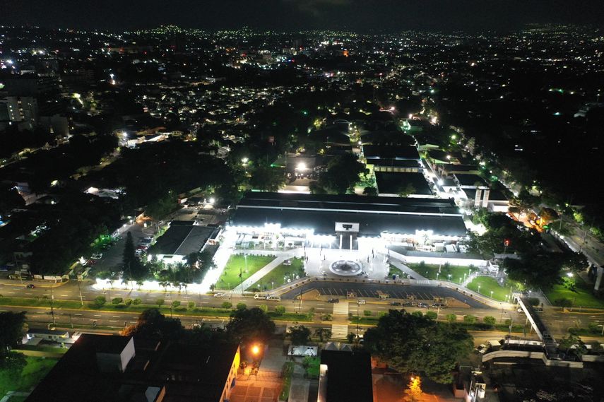Vista a&eacute;rea del nuevo hospital construido por el Gobierno de El Salvador