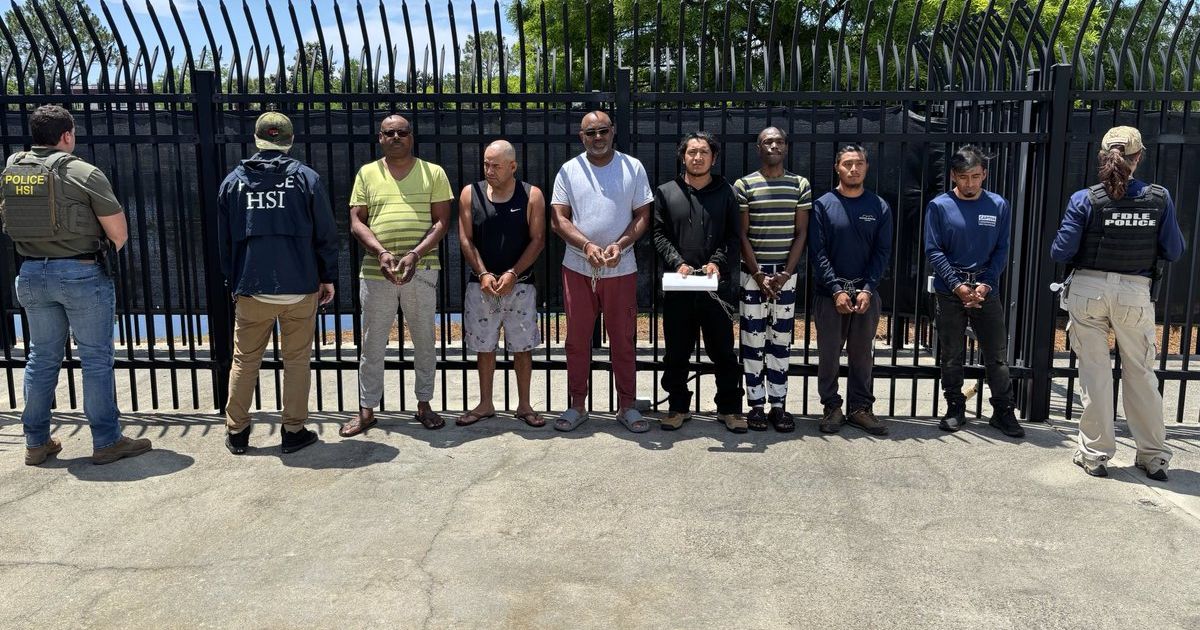 Florida: arrestan 21 inmigrantes indocumentados en “Operación Vacaciones en Casa”