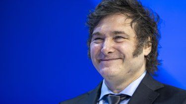 El presidente de Argentina, Javier Milei, habla durante una sesión plenaria en el Palacio de Congresos de la 54ª reunión anual del Foro Económico Mundial (WEF) en Davos el 17 de enero de 2024.