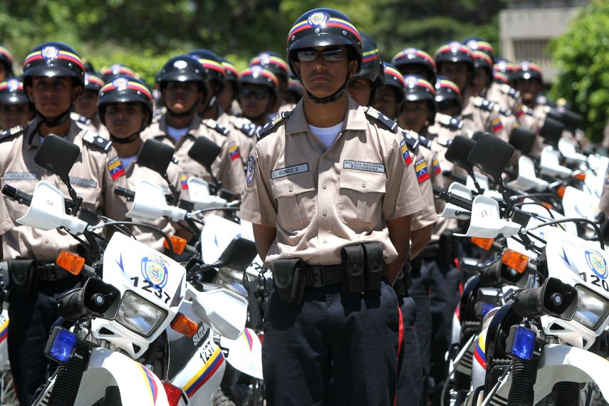 En 2016 &nbsp;cerca de 1.600 efectivos policiales renunciaron a sus puestos de trabajo debido a la inseguridad que azota al país.