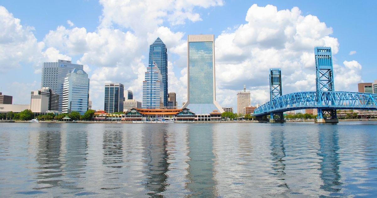 Ciudad de Florida se perfila como pionera en la aplicación de su propia ley migratoria