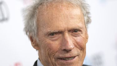 Trump deber&iacute;a actuar de una manera m&aacute;s gentil, sin tuitear ni llamar a las personas por sobrenombres, dijo Eastwood, quien respald&oacute; al magnate republicano en 2016 cuando se enfrent&oacute; a la dem&oacute;crata Hillary Clinton.