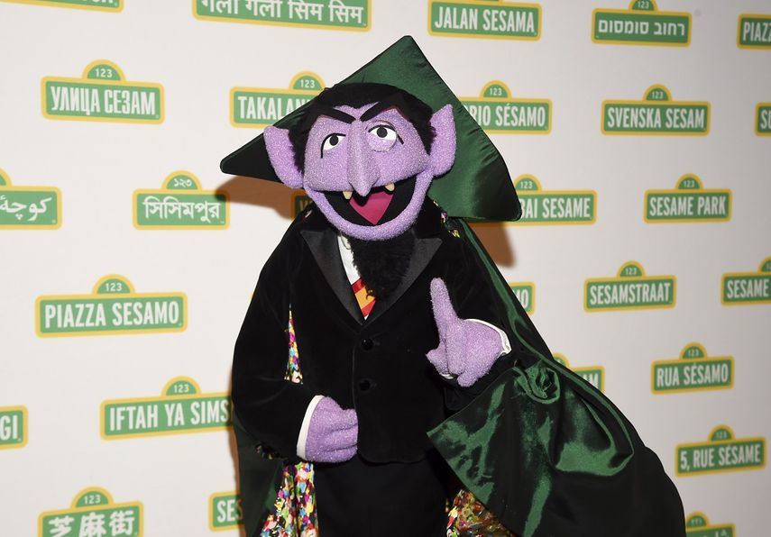 Foto tomada el 30 de mayo del 2018 del personaje de Plaza S&eacute;samo Count von Count en un evento en Nueva York. Los personajes de Plaza S&eacute;samo participan en una campa&ntilde;a para que los ni&ntilde;os sean contados en el censo del 2020.&nbsp;