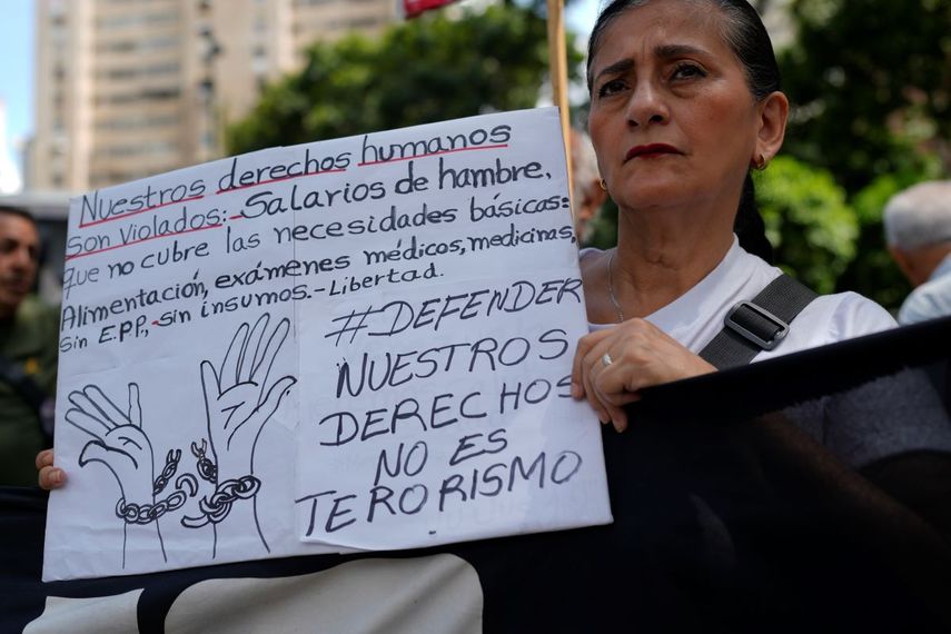 Los docentes venezolanos llevan más de un año de protestas continuas, que comenzaron en rechazo al instructivo 2022 emitido por la Oficina Nacional de Presupuesto