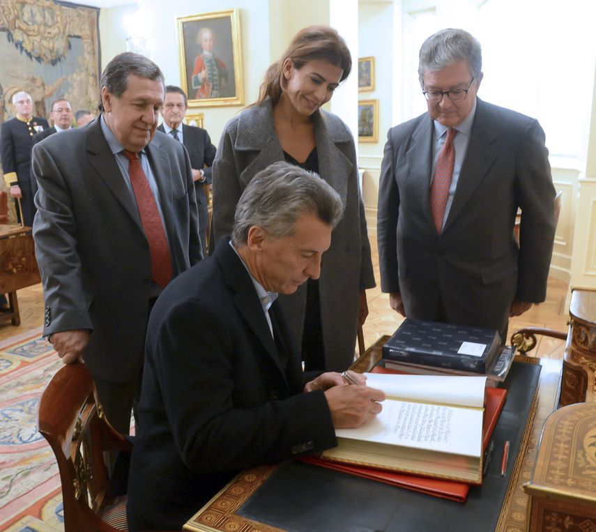 La llegada al poder de Macri a finales de 2015 generó la alegría del Gobierno de Rajoy, ansioso por recuperar la normalidad con Argentina