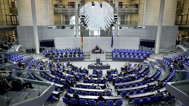 Legisladores en el Bundestag debaten sobre el envío de misiles Taurus a Ucrania, jueves 14 de marzo de 2024. El parlamento rechazó un pedido de la oposición para enviar misiles cruceros de largo alcance Taurus a Ucrania, apoyando la posición del canciller Olaf Scholz de no enviarlos.&nbsp;