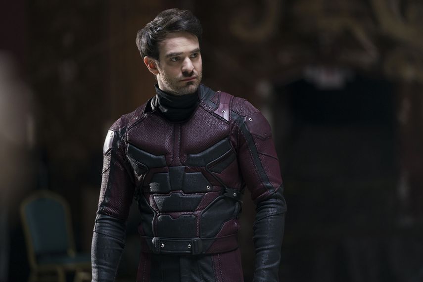 La tercera temporada se emite desde mediados de octubre y está protagonizada por el británico Charlie Cox (35), que interpreta a un abogado ciego que por la noche se dedica a cazar delincuentes.