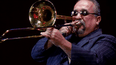 A este grupo se suma el legendario de la salsa Willie Colón, conocido por Aguanile, La Murga y Por ser varón.
