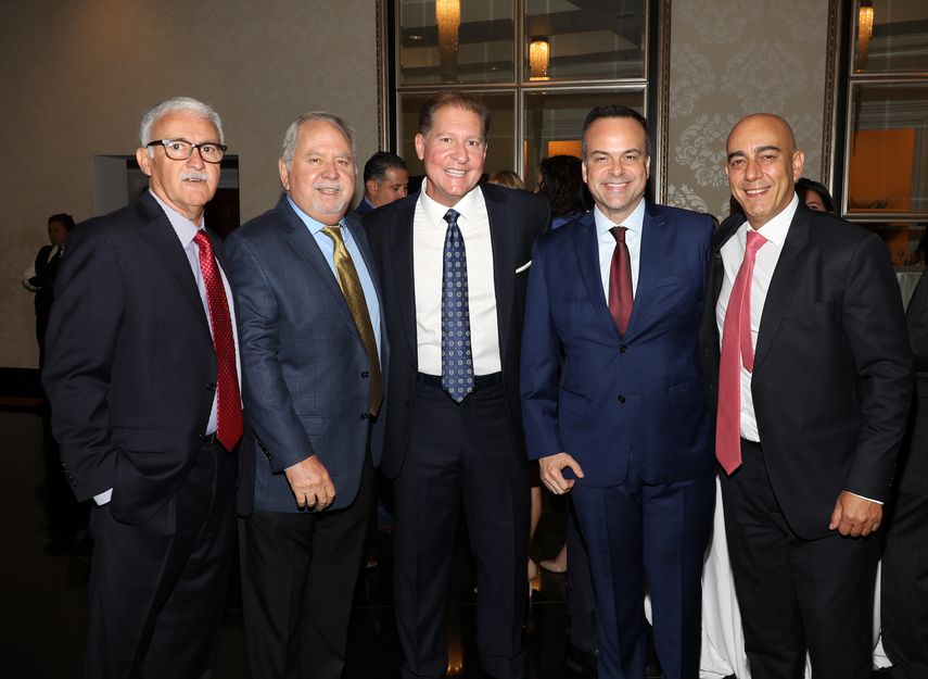 Francisco Petit, César Pizarro, Frank Carreras, Jorge Plasencia y Javier Palencia.