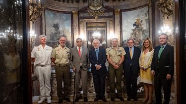 En un acto presidido por el Director de la Real Academia Española, Santiago Muñoz Machado, y moderado por el académico, coordinador del proyecto,y miembro del Consejo Asesor de CEAPI, Juan Luis Cebrian, se presentaron el libro, prologado por S.M. el Rey Felipe VI