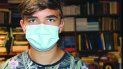 El uso de mascarillas es obligatorio en escuelas. El uso de mascarillas es obligatorio en escuelas.