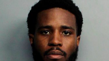 Tamarius Blair David Jr., quien mató a tiros a un turista que cenaba con su familia en un restaurante de Miami Beach. Foto facilitada por el Departamento de Policía de Miami-Dade.&nbsp;
